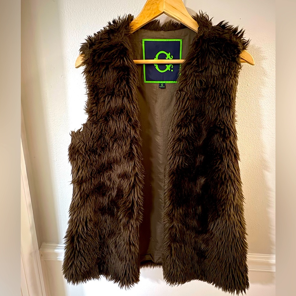 C. Wonder chocolate brown/dark brown mocha mousse faux fur vest full zip size S.
